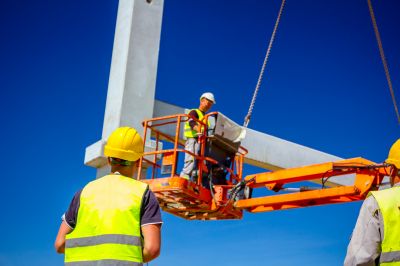 Local Bucket Guide to Bucket Truck Services for Property Owners | Bucket Truck